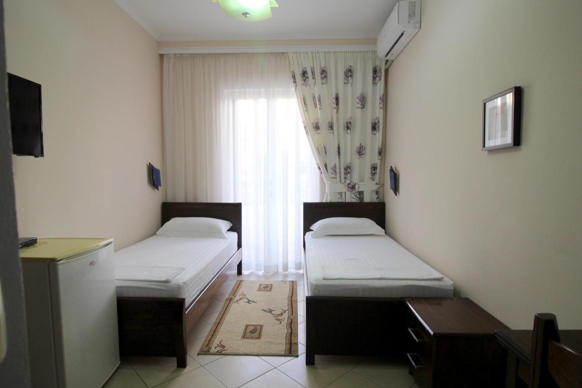 Elena Hotel Saranda Zewnętrze zdjęcie
